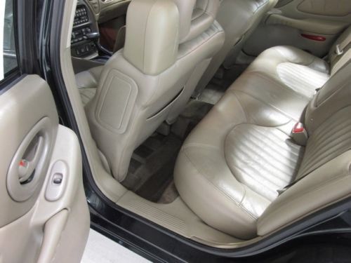 CLEAN HISTORY One Owner SLE V6 3.8L 6 Speakers AM FM CD AFFORDABLE, image 20