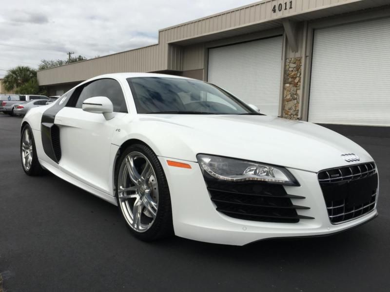 2011 audi r8 v10