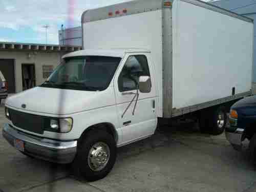 1994 Ford 15' Box Truck, image 2