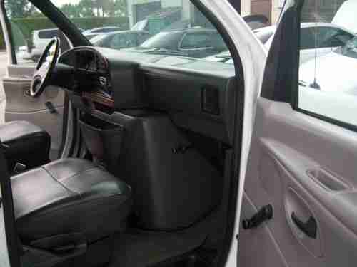 1994 Ford 15' Box Truck, image 4