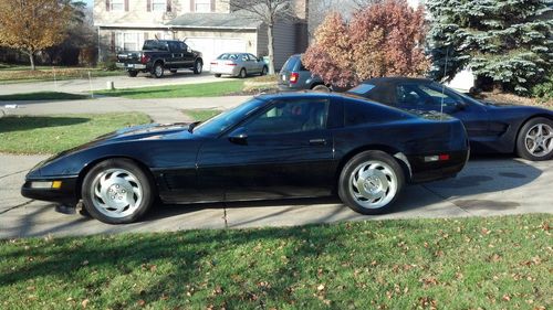 1996 chevrolet corvette base hatchback 2-door 5.7l