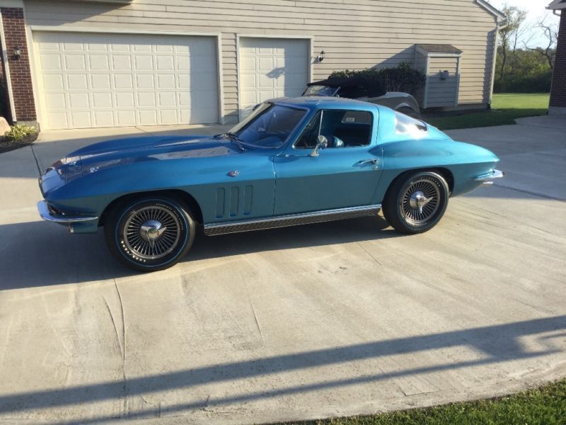 1966 chevrolet corvette coupe