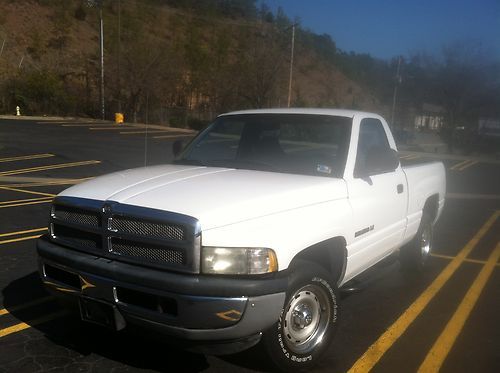 2001 dodge ram 1500 laramie standard cab pickup truck 2-door 3.9l