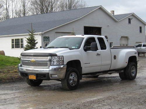 2008 chevy silverado 3500 4x4 durmax diesel