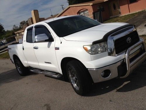 2007 toyota tundra sr5  crew cab pickup 4-door 5.7l