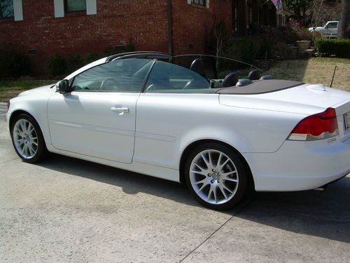 2008 volvo c70 white/brown leather  50k miles loaded perfect