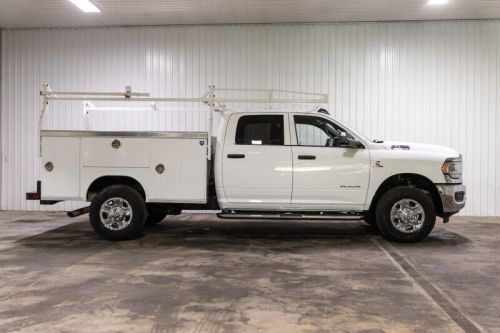 2022 ram 2500 tradesman 4x4 crew cab 8&#039; box