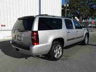 11 4X41500 SUV CD 3rd Row Seat 4-Wheel Disc Brakes A/C ABS Alloy Wheels, image 3