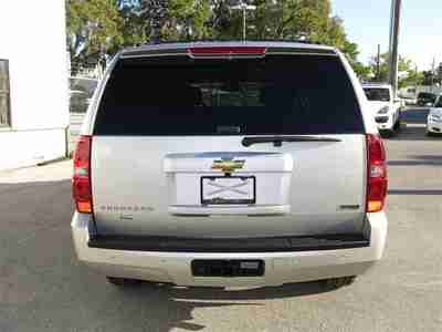 11 4X41500 SUV CD 3rd Row Seat 4-Wheel Disc Brakes A/C ABS Alloy Wheels, image 4