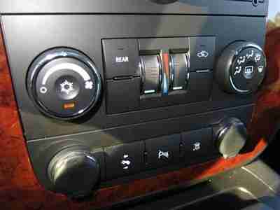 11 4X41500 SUV CD 3rd Row Seat 4-Wheel Disc Brakes A/C ABS Alloy Wheels, image 20