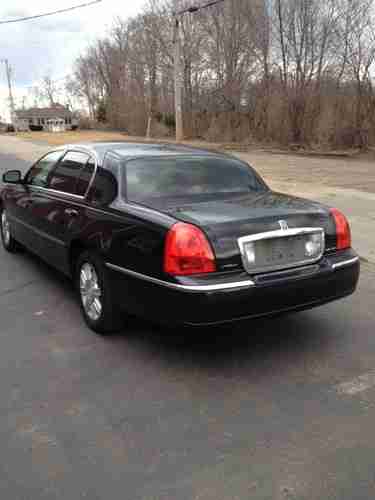 2007 Lincoln Town Car Executive L Limo Limousine Livery BLACK/BLACK One Owner, image 2