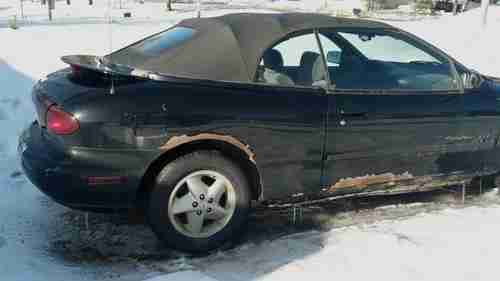 1999 Pontiac Sunfire Convertible, image 2
