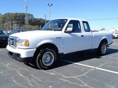 Xlt manual truck 4.0l 2nd row seating rally wheels low miles we finance