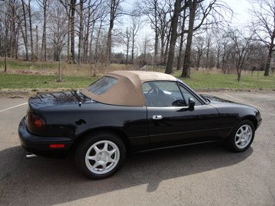 1994 mazda mx-5 miata, rare, only 26,300 miles, 1 owner, carfax, autocheck