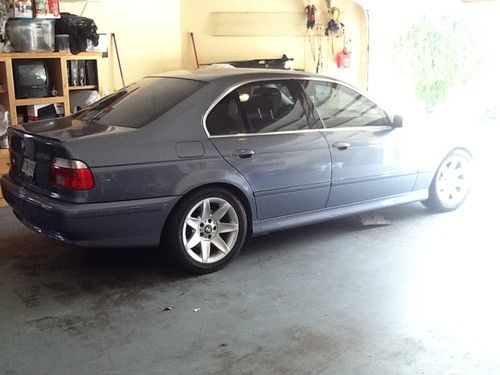 2002 bmw 525i base sedan 4-door 2.5l