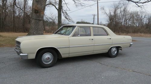 1965 chevrolet chevelle sedan all original garage kept over 40 yrs solid