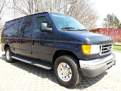 Super duty 8 passenger - turbo diesel - 3rd row - rear air - no reserve auction!