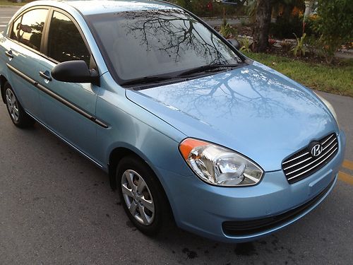 Hyundai accent 2009