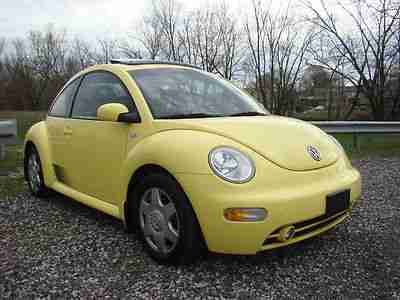 2001 VOLKSWAGEN VW NEW BETTLE 5 SPEED MANUAL ONE OWNER SPRING SPECIAL NO RESERVE, image 4