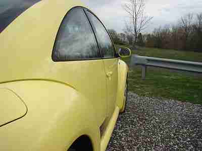 2001 VOLKSWAGEN VW NEW BETTLE 5 SPEED MANUAL ONE OWNER SPRING SPECIAL NO RESERVE, image 6