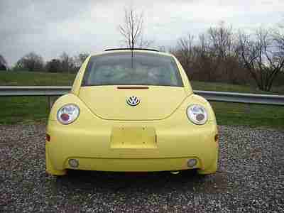 2001 VOLKSWAGEN VW NEW BETTLE 5 SPEED MANUAL ONE OWNER SPRING SPECIAL NO RESERVE, image 9