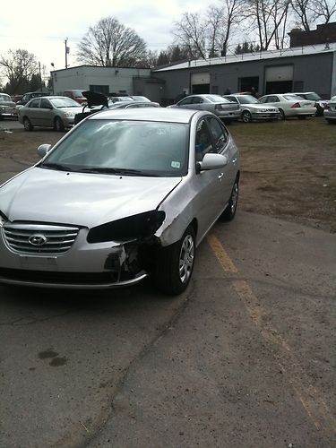 2010 hyundai elantra 18k damaged rebuildable repairable salvage