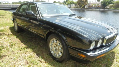 1999 jaguar xj8 low miles heated seat moonroof very clean must see