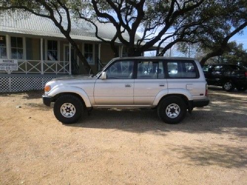 1991 toyota land cruiser fj80 4x4!