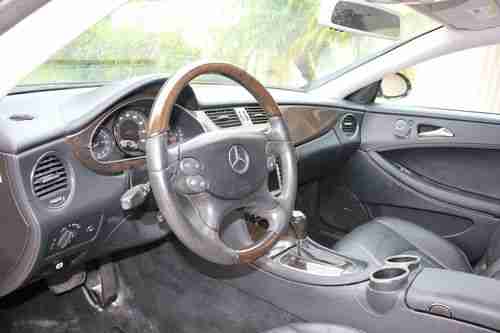 2007 Mercedes-Benz CLS550 4-Door 5.5L PERFECT REPAIRED FLOOD SALVAGE EXPORT ONLY, US $17,900.00, image 4