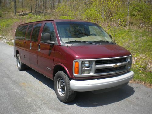 2001 chevy express 3500 15-passenger van