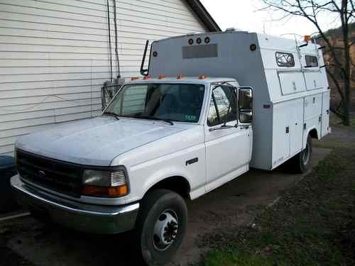 1996 f450 ford utility truck/ low miles/generator