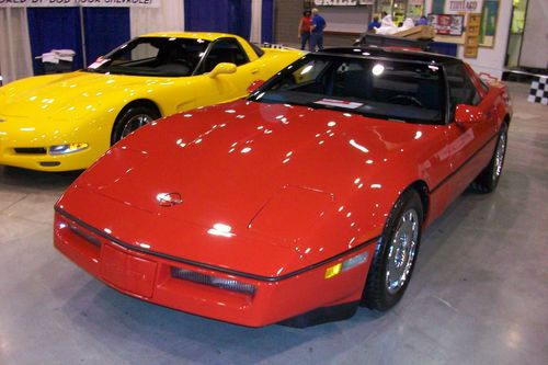 1986 chevrolet corvette base hatchback 2-door 5.7l