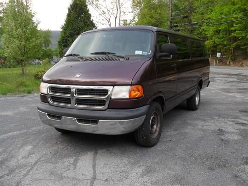 2002 dodge ram wagon 3500 maxi 15 passenger van - brand new tires ! cold ac