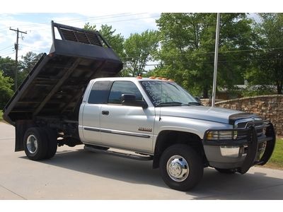 1owner! 2001 dodge ram 3500 slt 4x4 cummins diesel 6-5 speed!!  81k miles! dump!