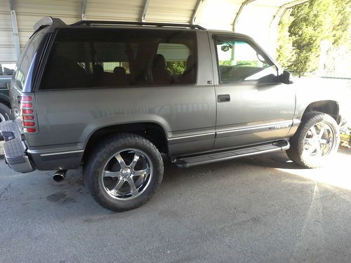 1999 chevrolet tahoe ls sport utility 2-door 5.7l