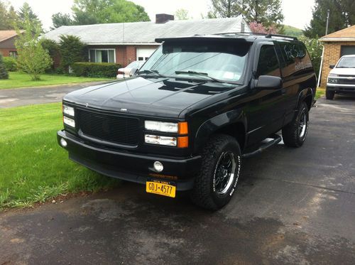 Rare two door gmc yukon gt suv, truck, custom