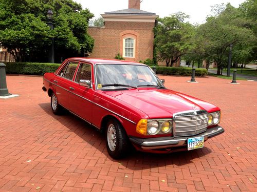 Mercedes 230e euro rare 2 owner 59k miles near showroom condition