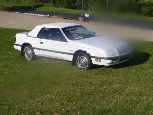 1988 chrysler turbo convertible   excellent no reserve    45000 actual miles