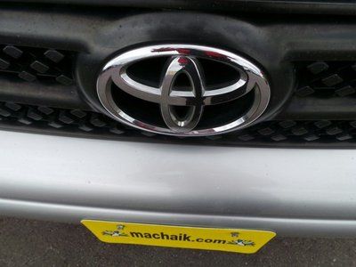 Silver, Keyless Entry, Cruise Control, MP3 Player, Auxiliary Audio Input., image 9