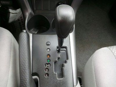 Silver, Keyless Entry, Cruise Control, MP3 Player, Auxiliary Audio Input., image 27