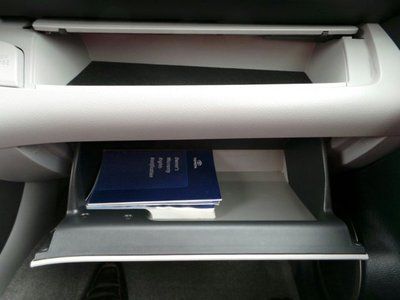 Silver, Keyless Entry, Cruise Control, MP3 Player, Auxiliary Audio Input., image 41