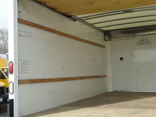 2008 GMC 3500 Savana  BOX Truck CUBE Van Nashville !!  NEW WHITE PAINT Cutaway, US $13,988.00, image 4