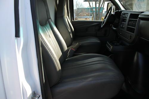 2008 GMC 3500 Savana  BOX Truck CUBE Van Nashville !!  NEW WHITE PAINT Cutaway, US $13,988.00, image 9