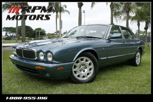 Jaguar xj8 super low miles 55k clean carfax and many service records