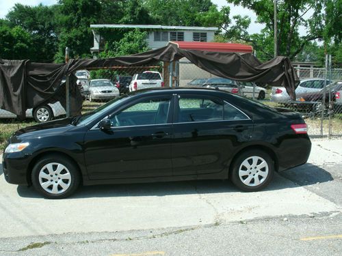 2011 toyota camry le sedan 4-door 2.5l