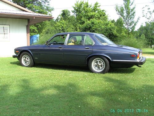 1987 Jaguar XJ6 Base Sedan 4-Door 4.2L, image 2