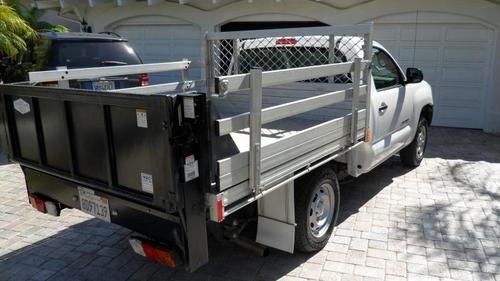 2007 toyota tacoma standard cab pckup 2-dr 2.7l stkebed with hydraulic lift gate