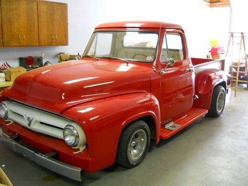 1953 ford f-100 custom- diamond tufted interior-one of a kind! beautiful!!