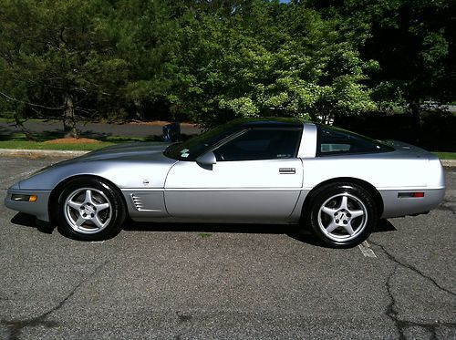 1996 chevrolet corvette collector's edition hatchback 2-door 5.7l