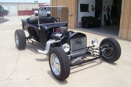 1918 ford t-bucket roadster top-of the line build! new 350 chevy a must see!!!